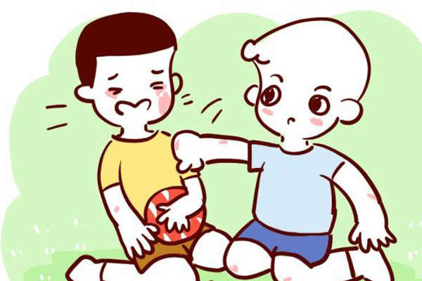 两个小孩